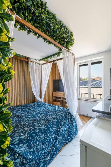 Proche Paris - Style Bali 350 M Gare Mantes Apartment Luaran gambar